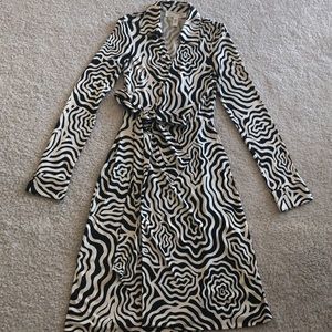 Diane Von Furstenberg Dresses - Diane von Furstenberg wrap dress Diane Von Furstenberg Dresses - Diane von Furstenberg wrap dress